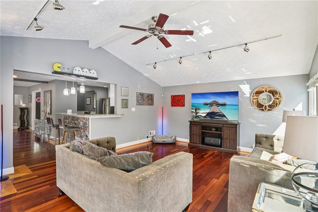 Plains Estates - Residential