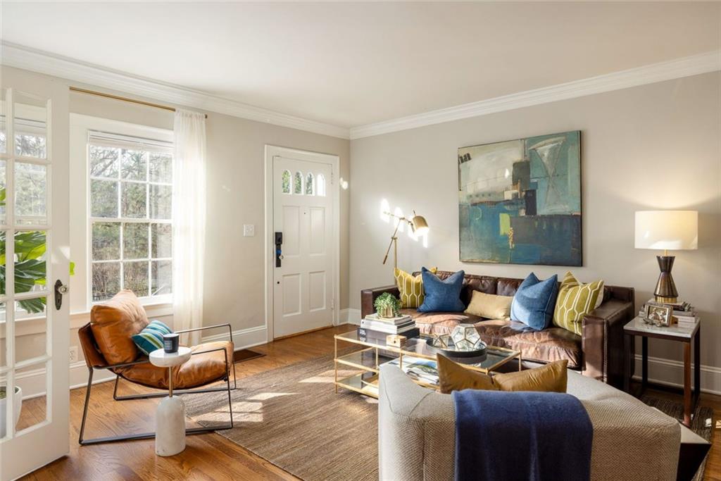 2002 McLendon Avenue NE