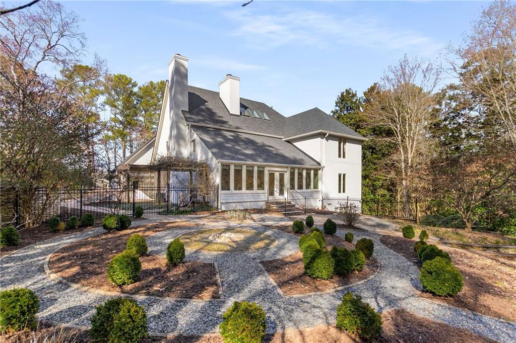 5323 Presley Place