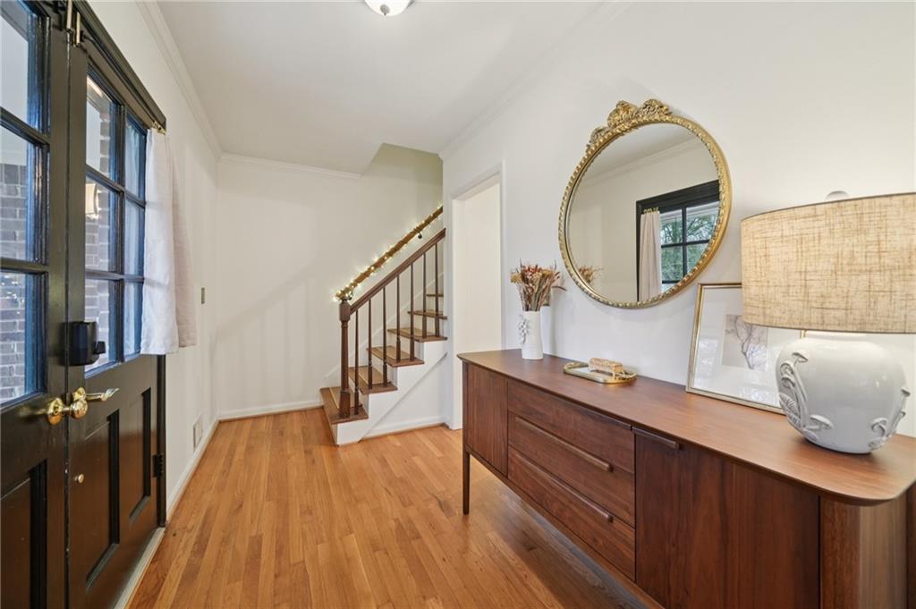 2419 Kings Point Drive