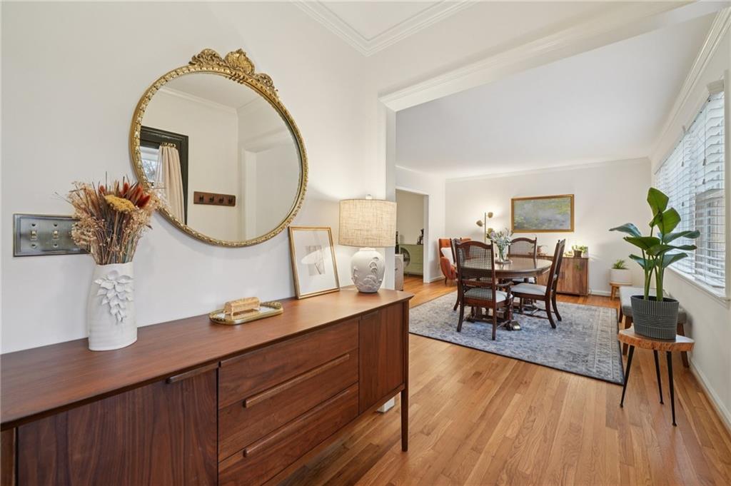 2419 Kings Point Drive