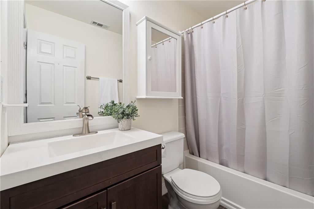 310 Kingspring Court, Roswell, Georgia image 16