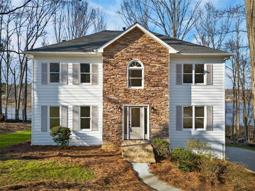 511 Lakeside Drive