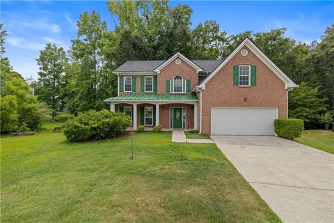 Single Family Residence in Lilburn GA 4596 Creek Forest Trail.jpg