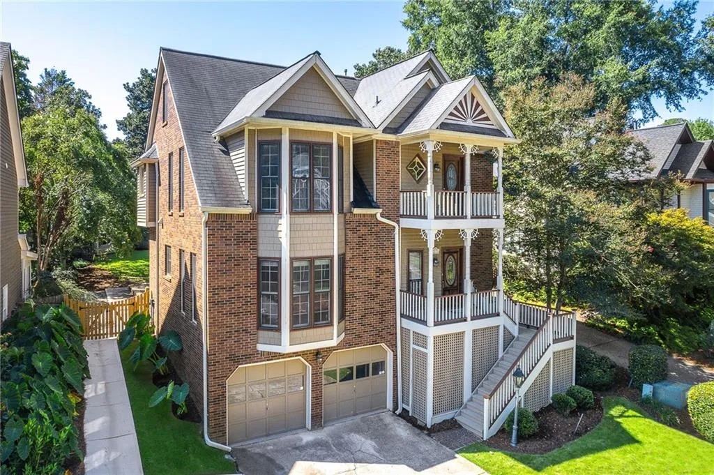 Atlanta, Georgia 30360, United States, 4 Bedrooms Bedrooms, ,4 BathroomsBathrooms,Residential,Pending,89709