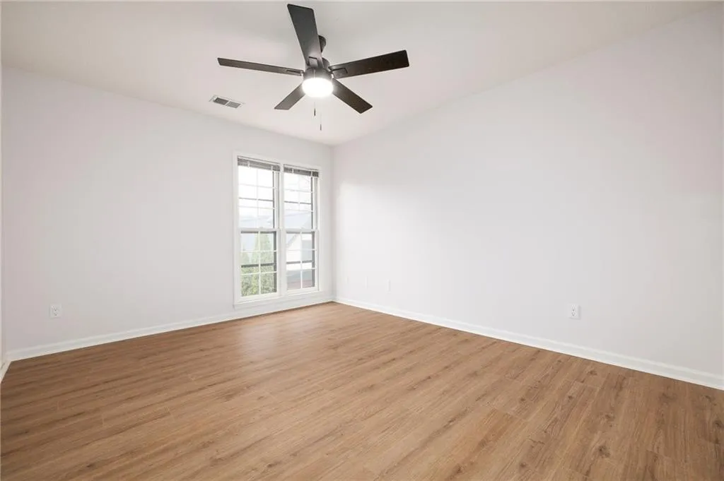 Atlanta, Georgia 30360, United States, 4 Bedrooms Bedrooms, ,4 BathroomsBathrooms,Residential,Pending,89709