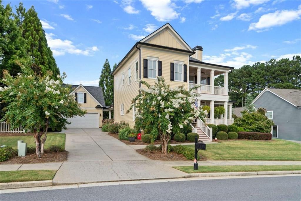 807 Clubside Court
