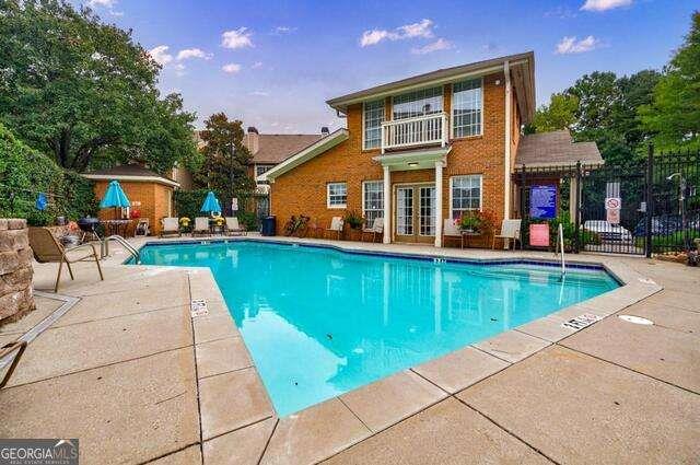 200 NE Renaissance Parkway NE 304