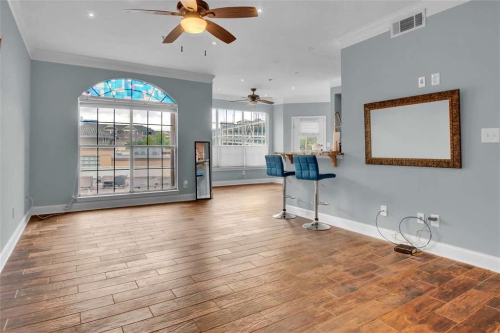 200 NE Renaissance Parkway NE 304