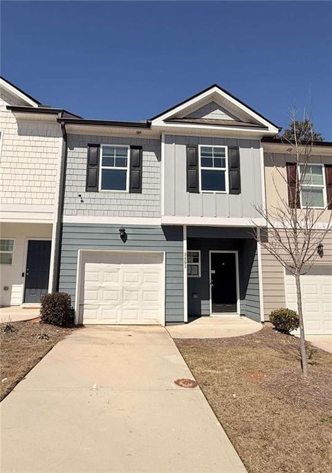 Townhouse For Sale - 3491 Lakeview Creek<br/> Stonecrest, GA 30038