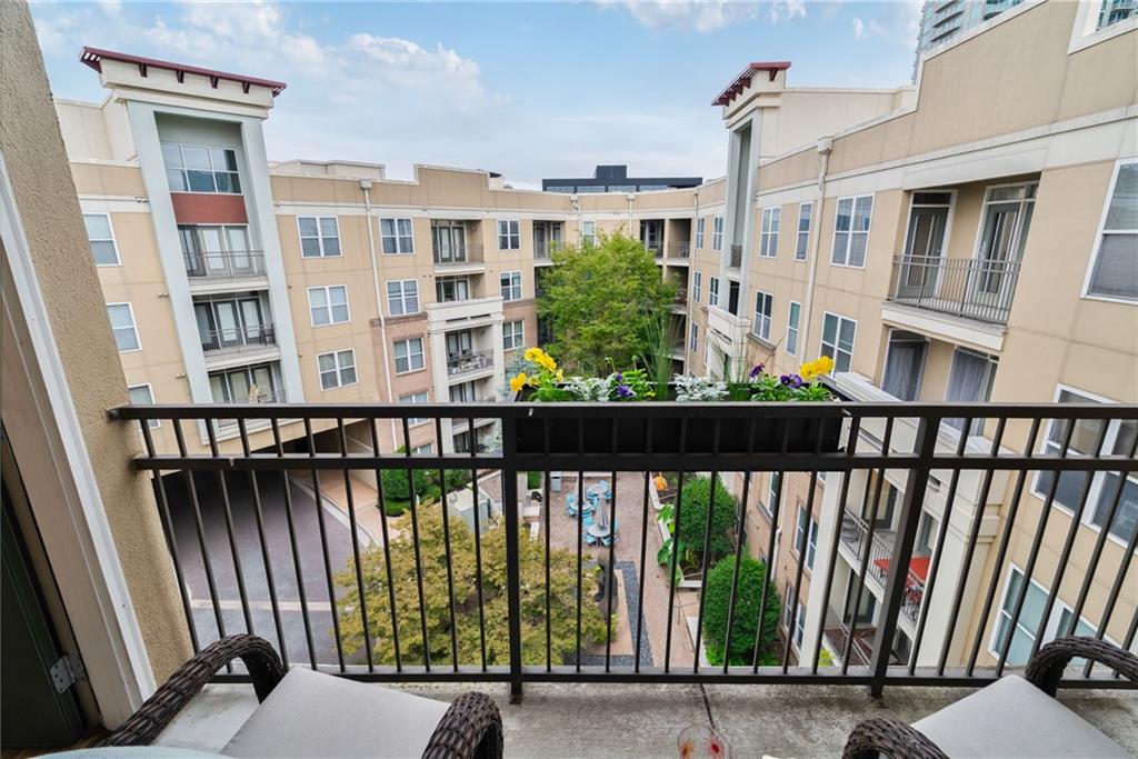 390 17th Street NW 6057