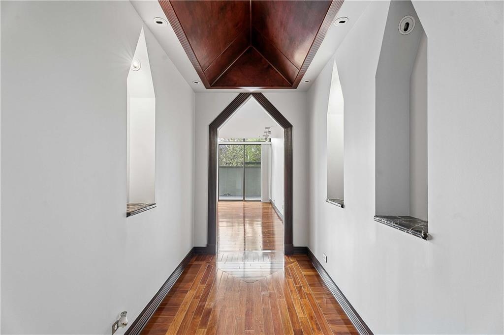 2660 Peachtree Road NW 4A