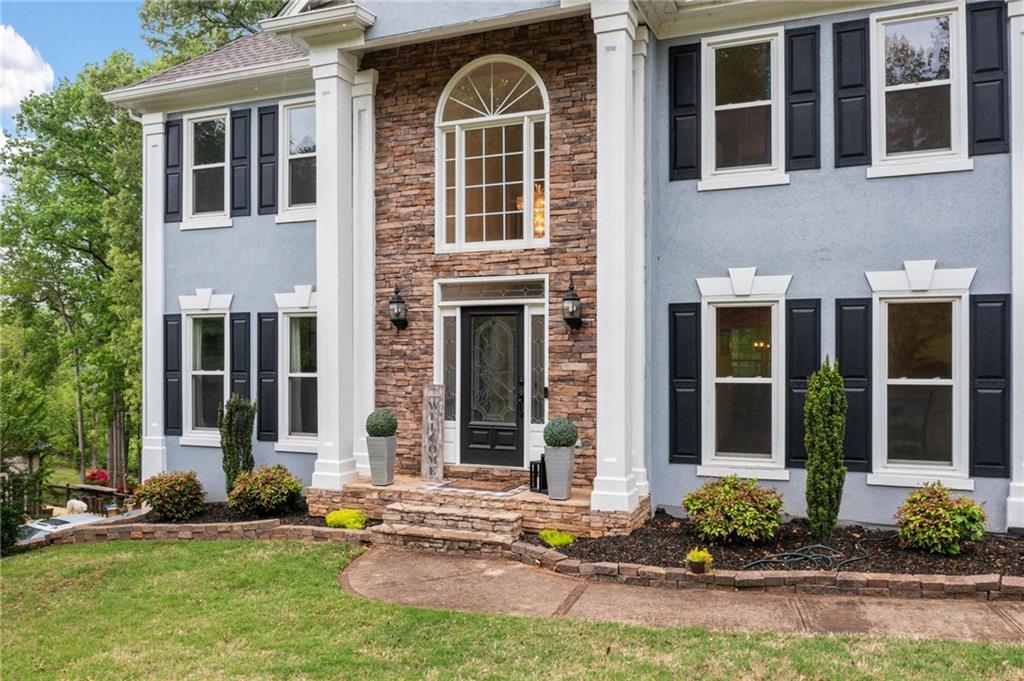 1039 Avery Creek Drive