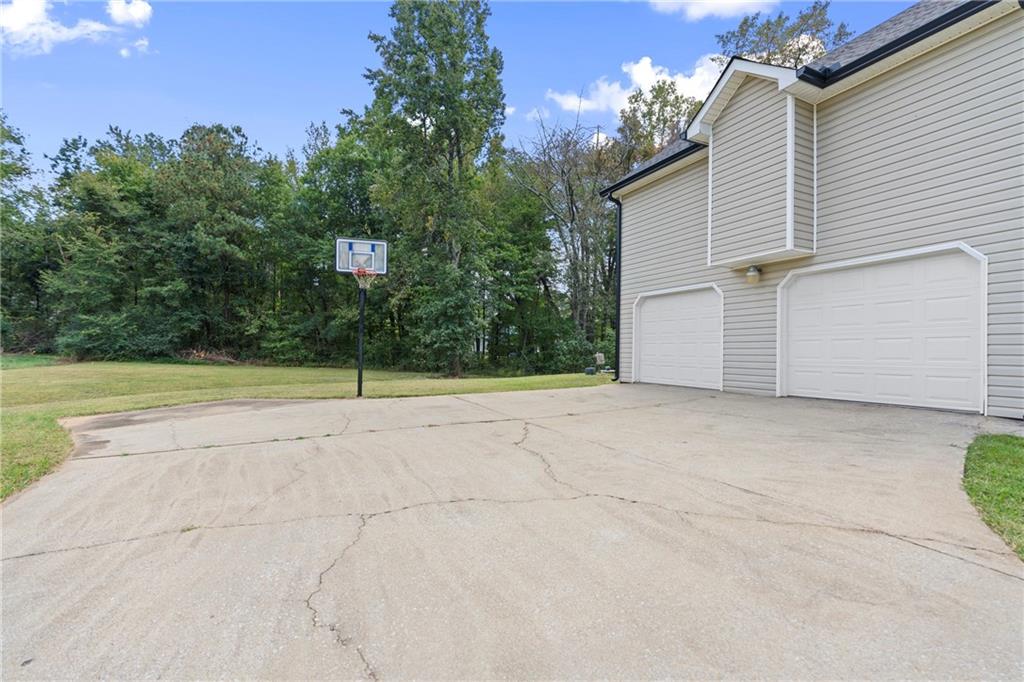 30 Saddle Lane NW