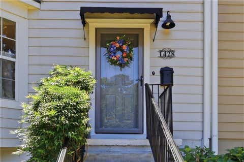 Townhouse For Sale - 1428 Shiloh Way<br/> Kennesaw, GA 30144