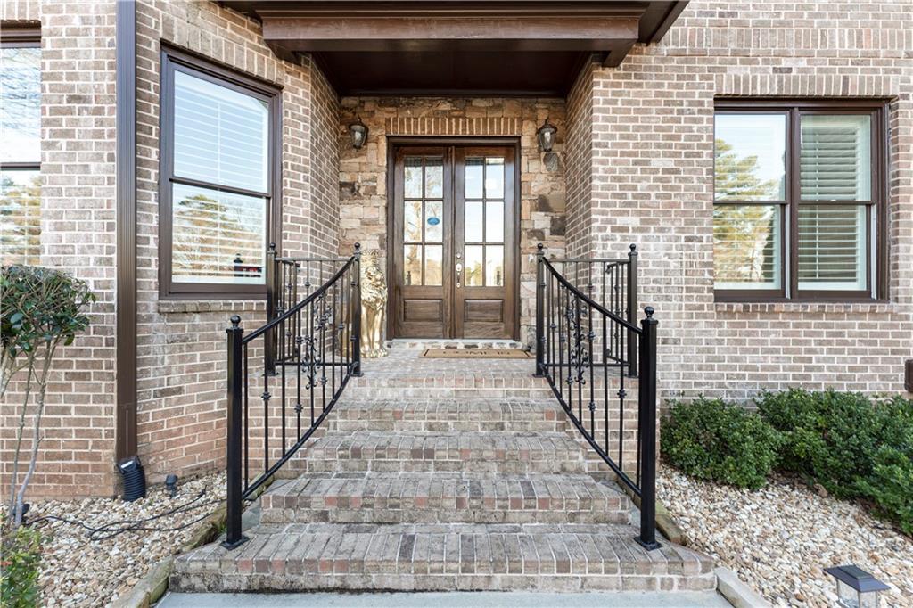 2417 Siesta Court
