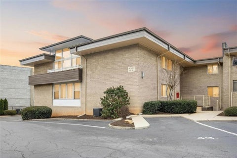 Condo For Sale - 346 Carpenter Drive #48<br/> Fulton County, Atlanta, GA 30328