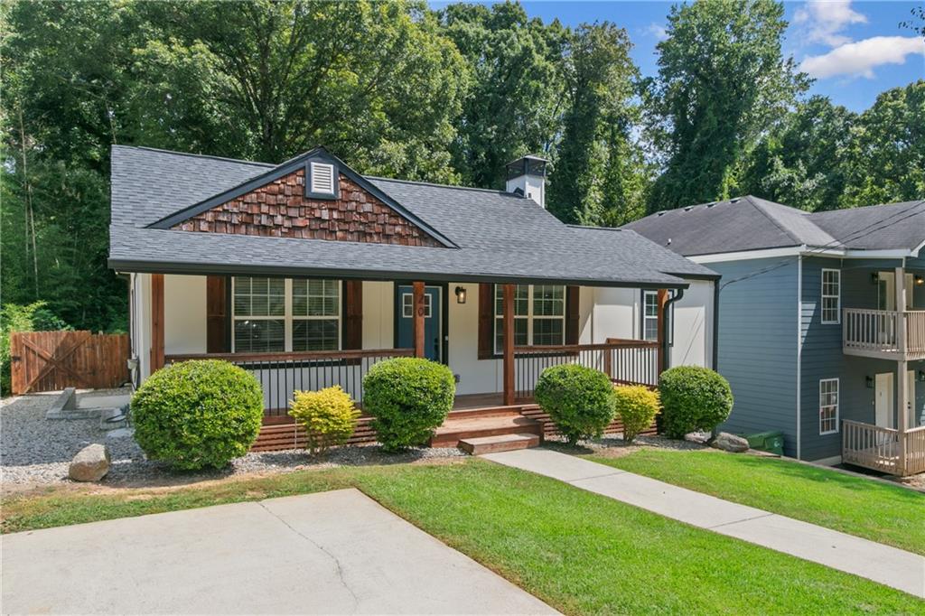 20 S Eugenia Place NW