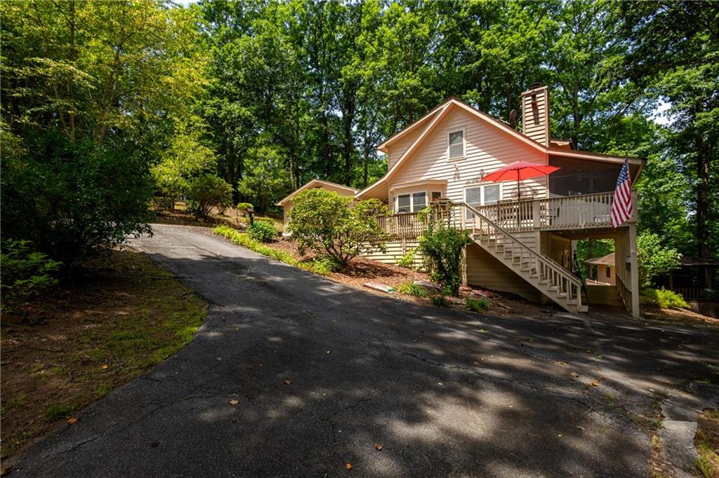 14 Summit Road