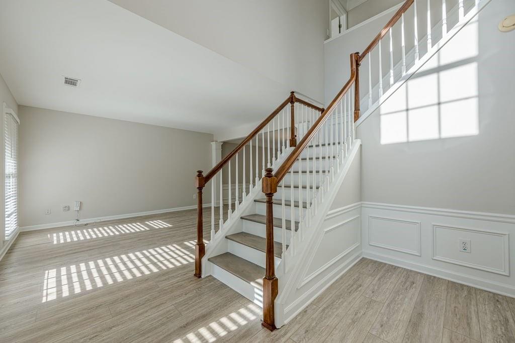 445 Stedford Lane