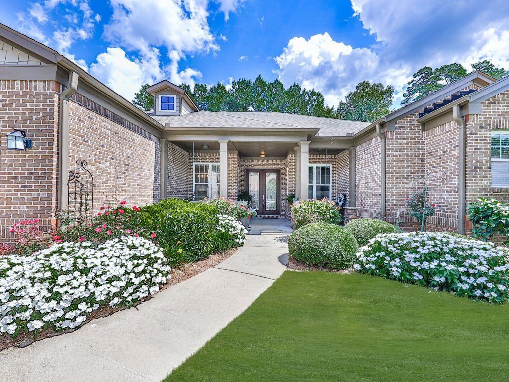 405 Larkspur Drive