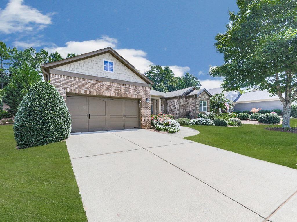 405 Larkspur Drive