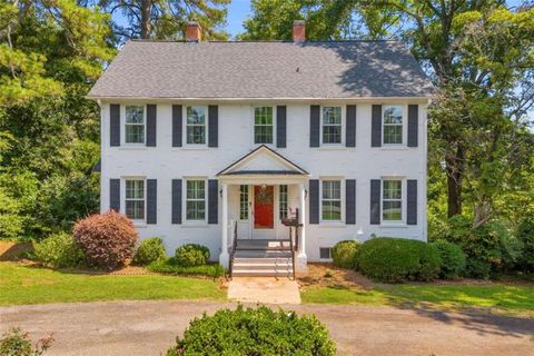 495 Shankle Heights Commerce GA 30529