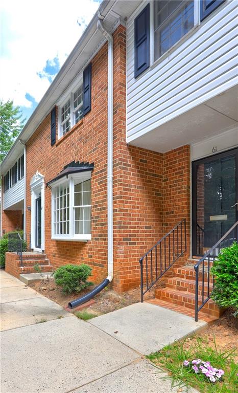 Welcome to this spacious and renovated 2-bedroom, 1.5-bathroom condo located in the heart of Sandy Springs. With 1,342 square feet of comfortable living space, this home offers a functional layout in a neighborhood full of amenities.
Enjoy a bright living area, generously sized bedrooms, and a modern hallway bath with new vanities. The home features a brand new kitchen complete with new cabinets, granite countertops, and stainless steel appliances. You'll also find plush carpeting, ample storage throughout, and fresh updates from top to bottom.
Located just a short stroll from City Springs' entertainment center, including an outdoor concert amphitheater. Plus, this home is walking distance to countless restaurants, shops, and grocery options.