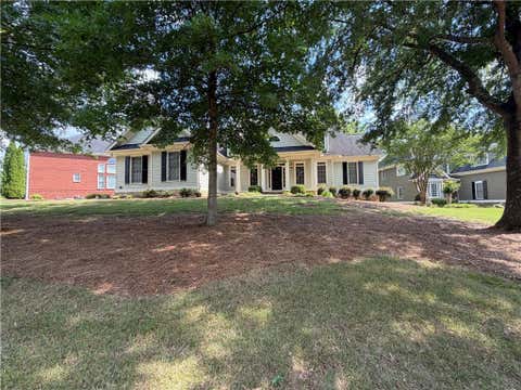 Homes For Sale - 2704 Lost Lakes Drive<br/> Powder Springs, GA 30127