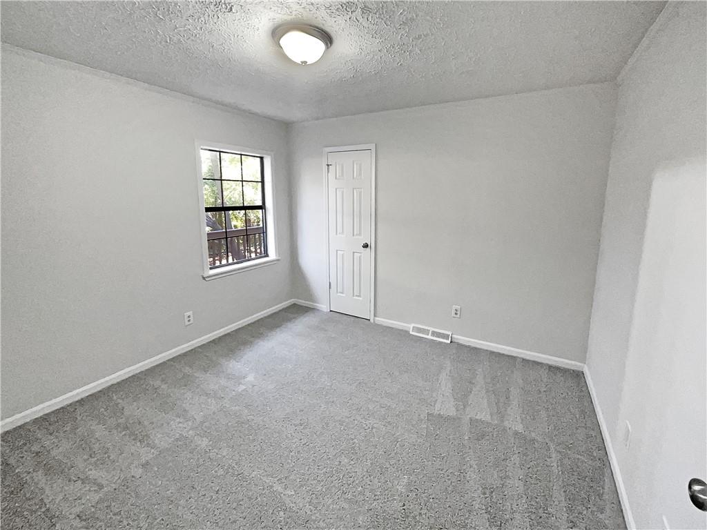 4425 Amy Road, Snellville, Georgia image 12