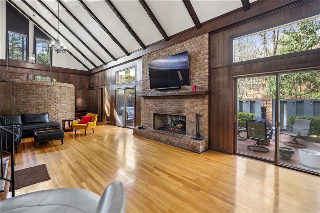 1605 Saint Tropez Way