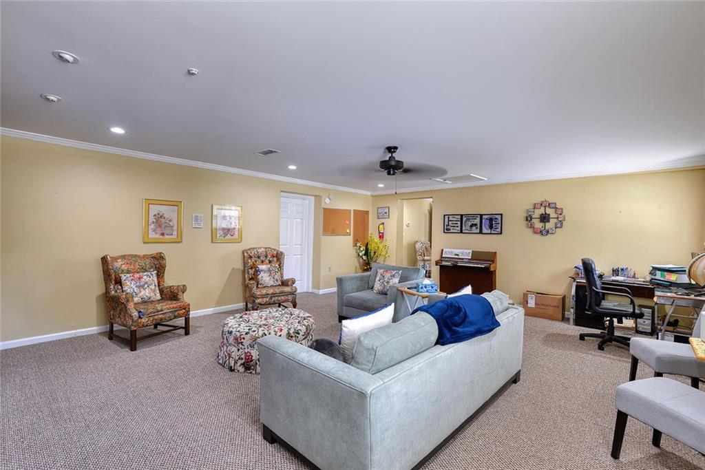 3605 Shallowford Road