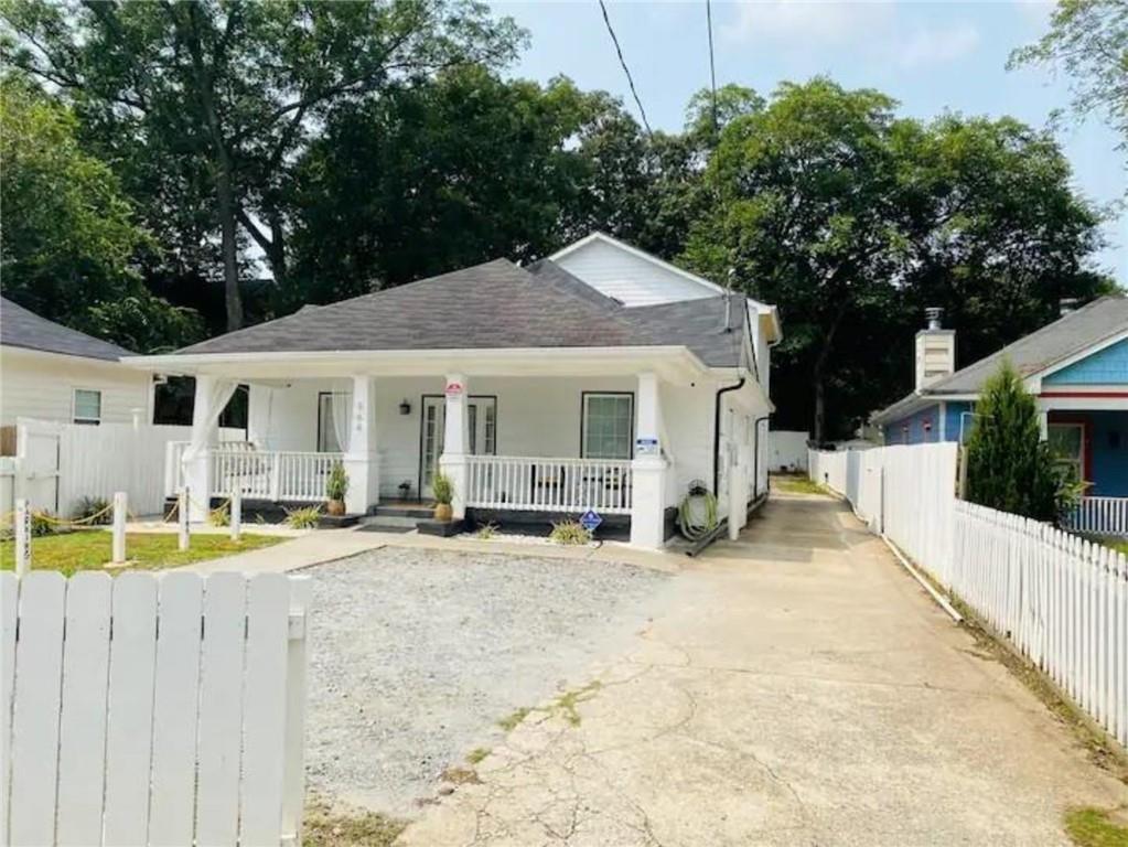 964 Mayson Turner Road NW