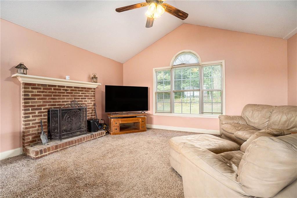 81 Law Road NW
