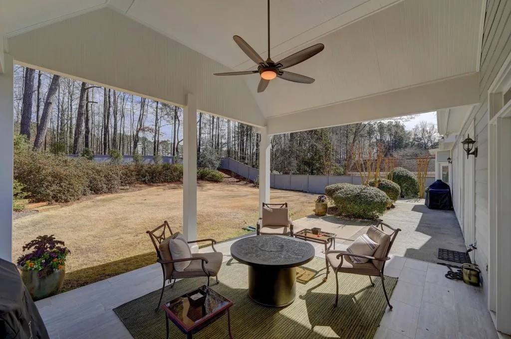 Kennesaw, Georgia 30144, United States, 4 Bedrooms Bedrooms, ,4 BathroomsBathrooms,Residential,Pending,4541