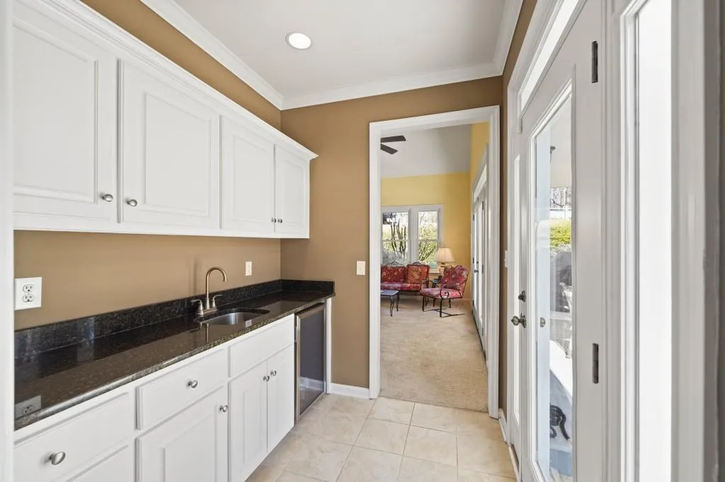 Kennesaw, Georgia 30144, United States, 4 Bedrooms Bedrooms, ,4 BathroomsBathrooms,Residential,Pending,4541