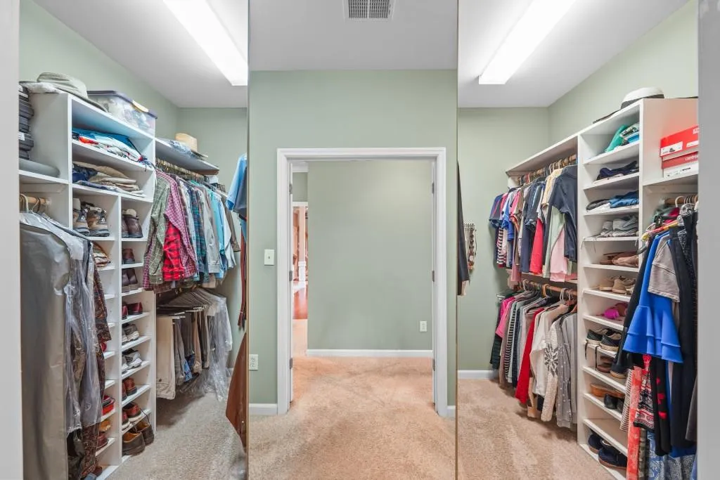 Kennesaw, Georgia 30144, United States, 4 Bedrooms Bedrooms, ,4 BathroomsBathrooms,Residential,Pending,4541