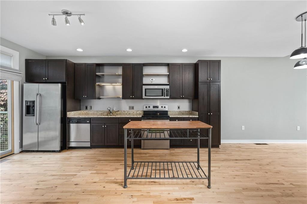 1360 Peter Haughton Way, Atlanta, Georgia image 3