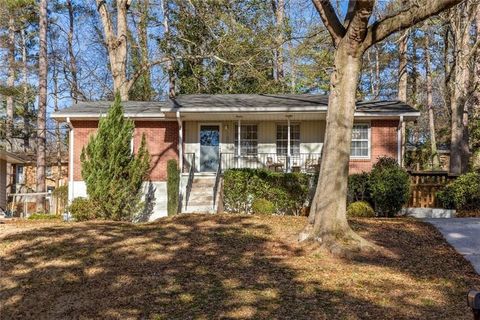 Photo of 1004 Willivee Drive, Decatur, GA 30033 (MLS # 7708199)