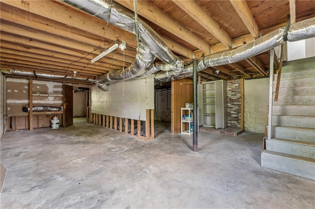 2015 Twelve Oaks Circle, Kennesaw, Georgia image 22