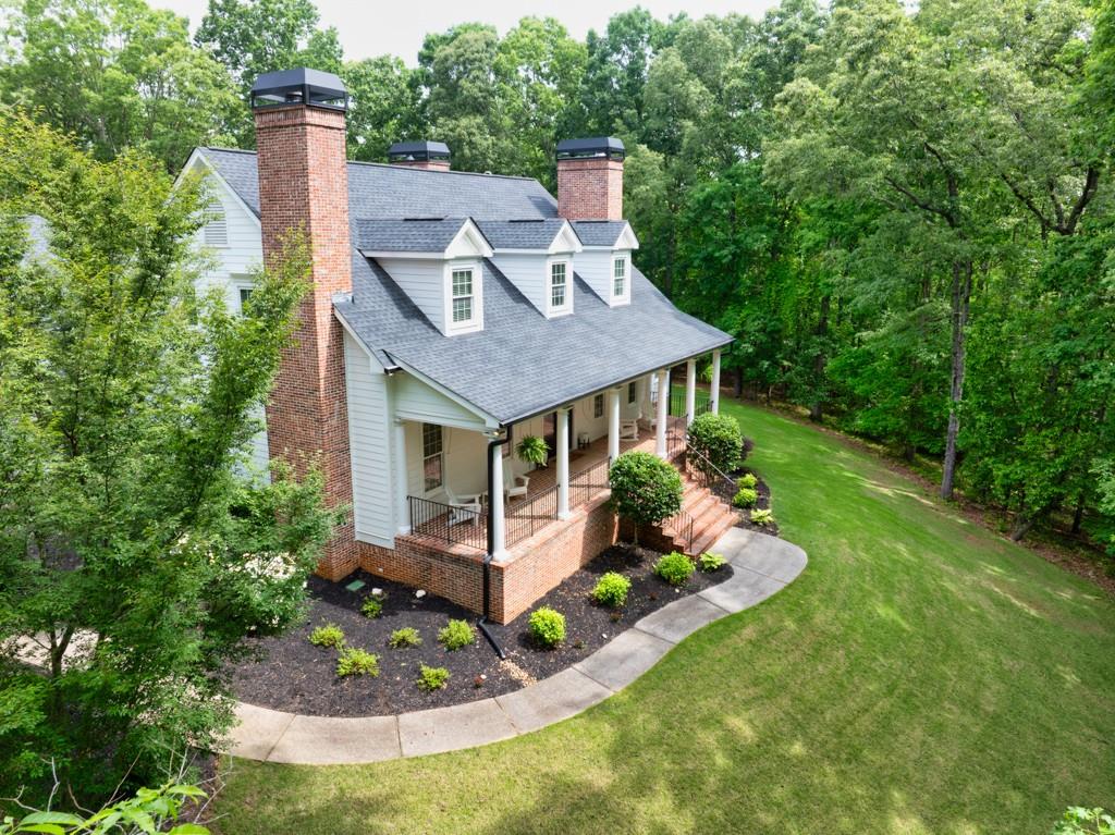 5588 Rhododendron Trail