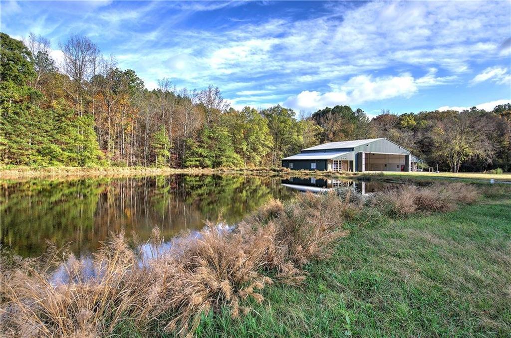 1195 GRADY Road