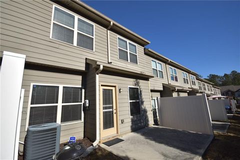 A home in Lithonia