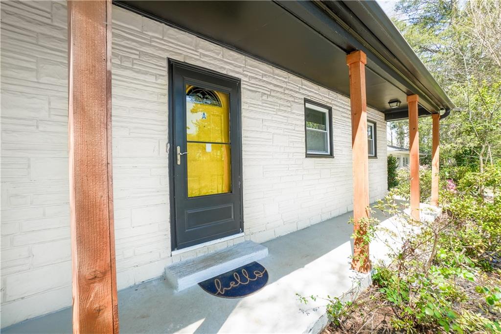 444 Fairburn Road NW
