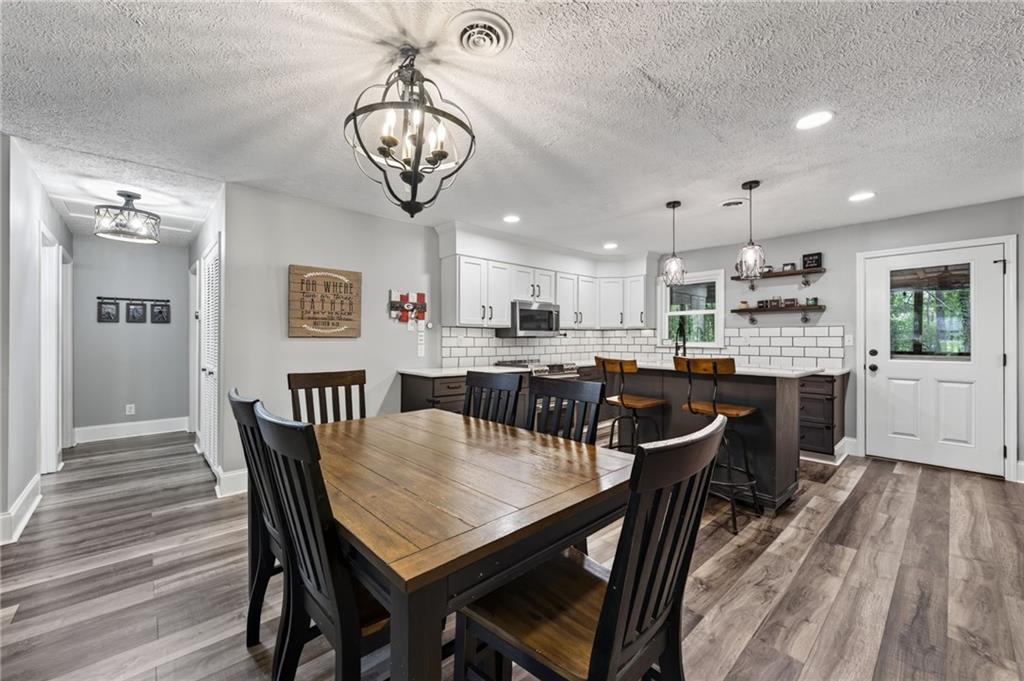 489 Pelican Circle
