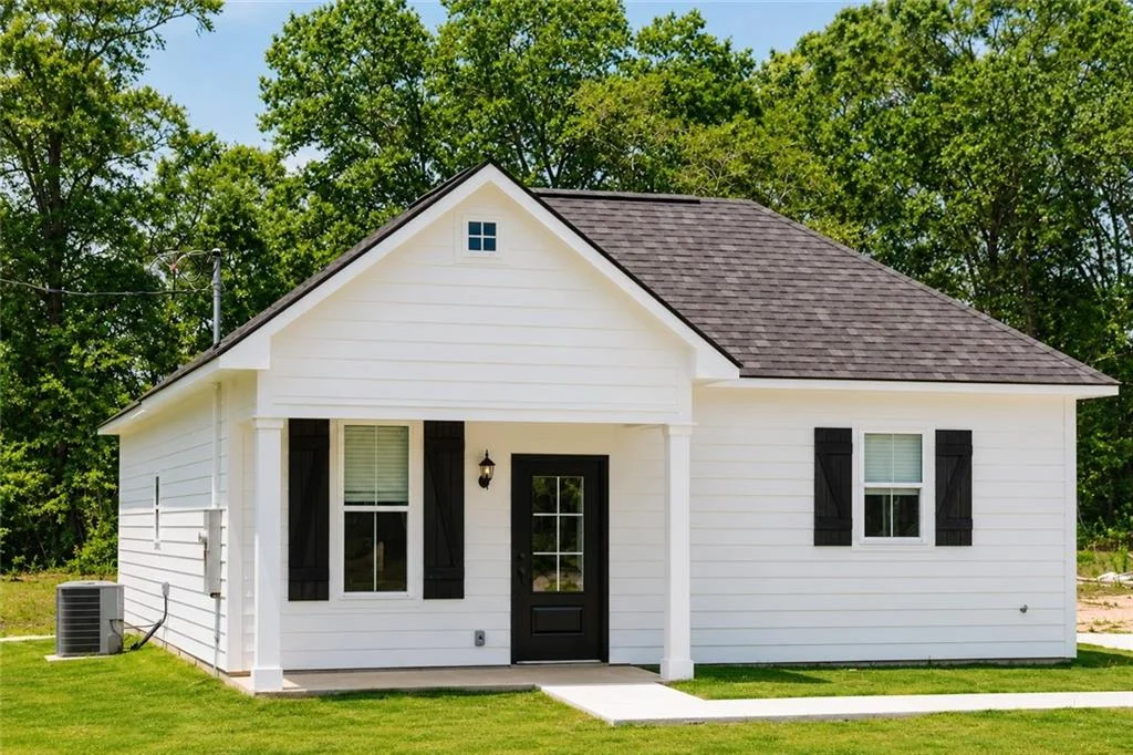 110 Pine Point Drive, Sylvester, GA, 31791