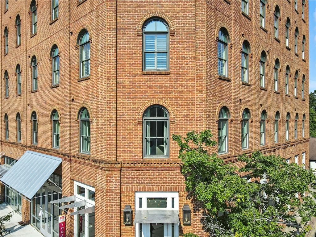 360 Chambers Street 153