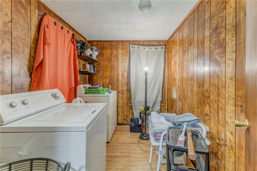 1525 Sloppy Floyd Lake Road