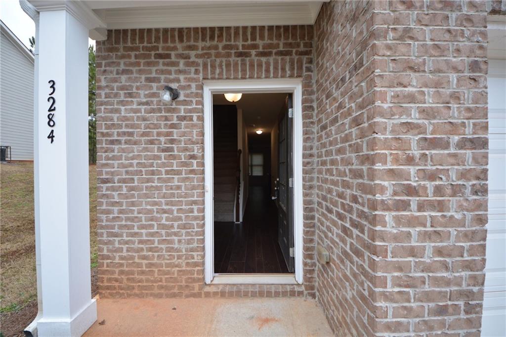 3284 Pennington Drive, Lithonia, Georgia image 6