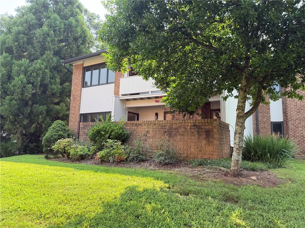 3240 Clairmont North NE